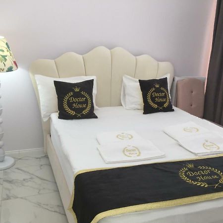 Doctor House Hotel Talas Exterior photo